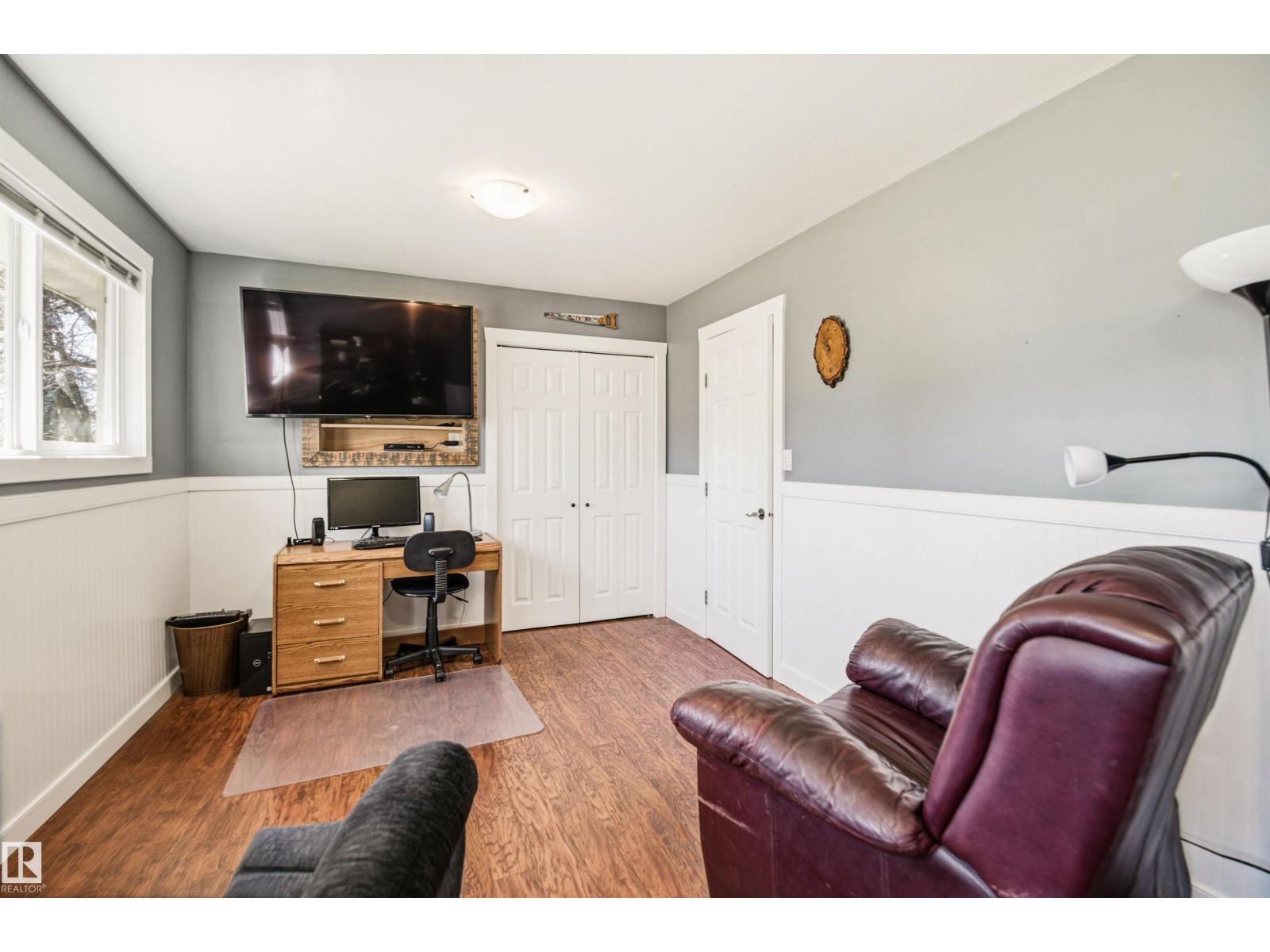 8 Macrae St, Erskine, Alberta  T0C 1G0 - Photo 34 - E4485193