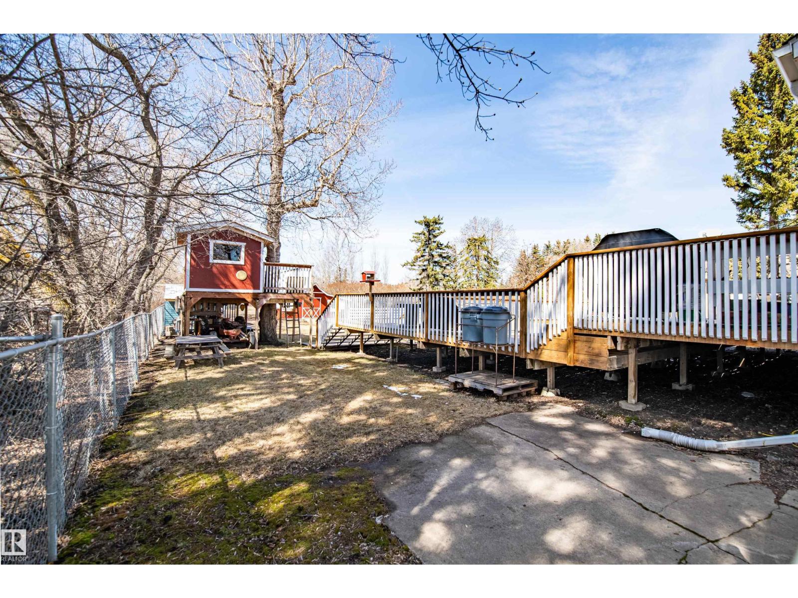 8 Macrae St, Erskine, Alberta  T0C 1G0 - Photo 30 - E4485193