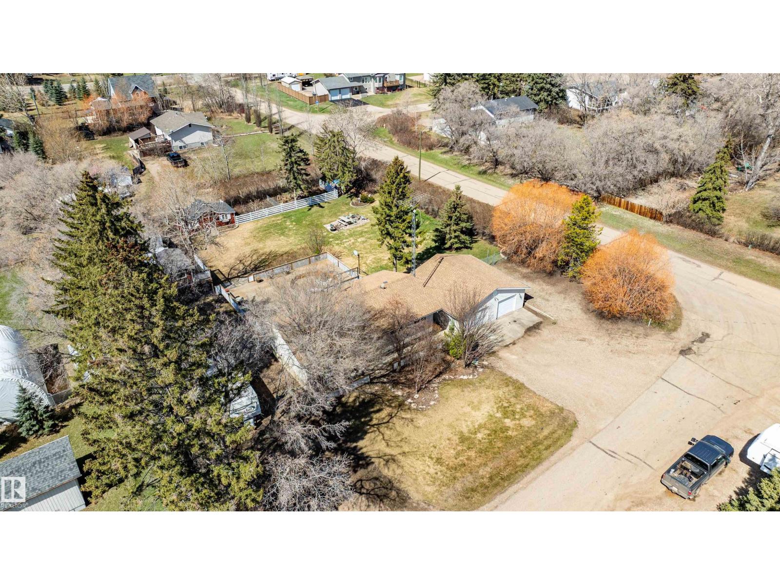 8 Macrae St, Erskine, Alberta  T0C 1G0 - Photo 70 - E4485193