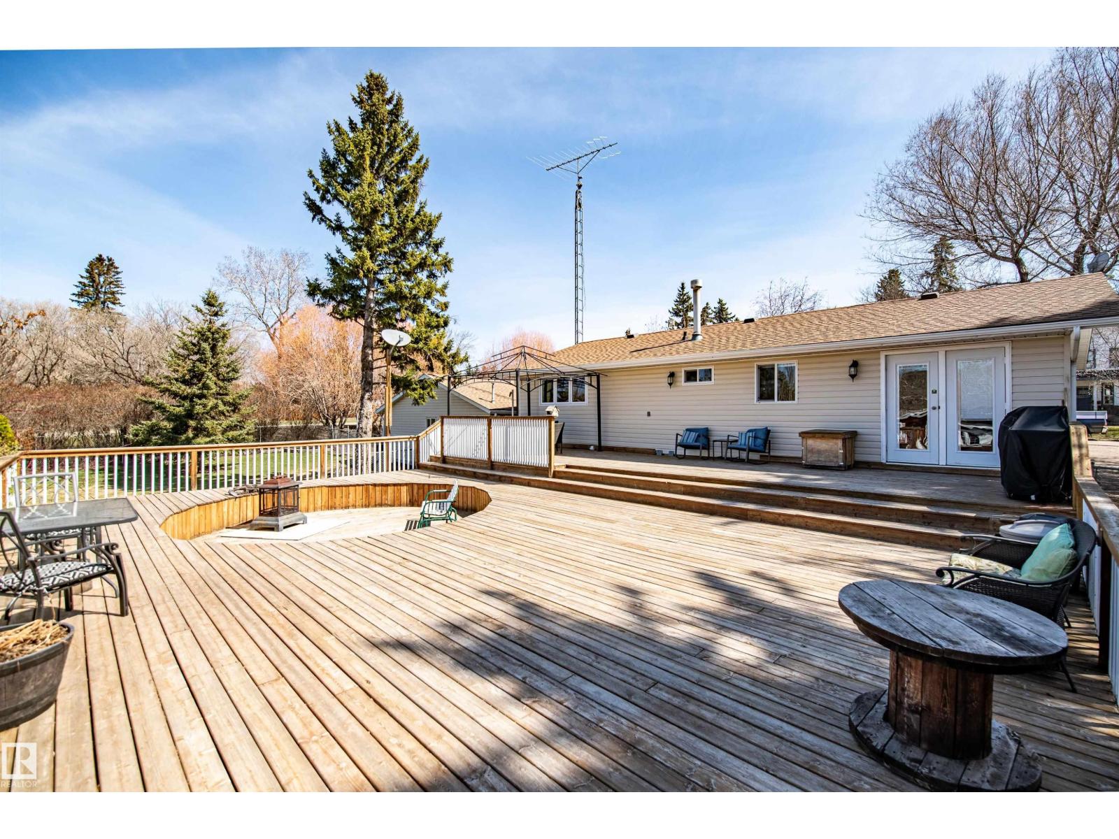 8 Macrae St, Erskine, Alberta  T0C 1G0 - Photo 11 - E4485193