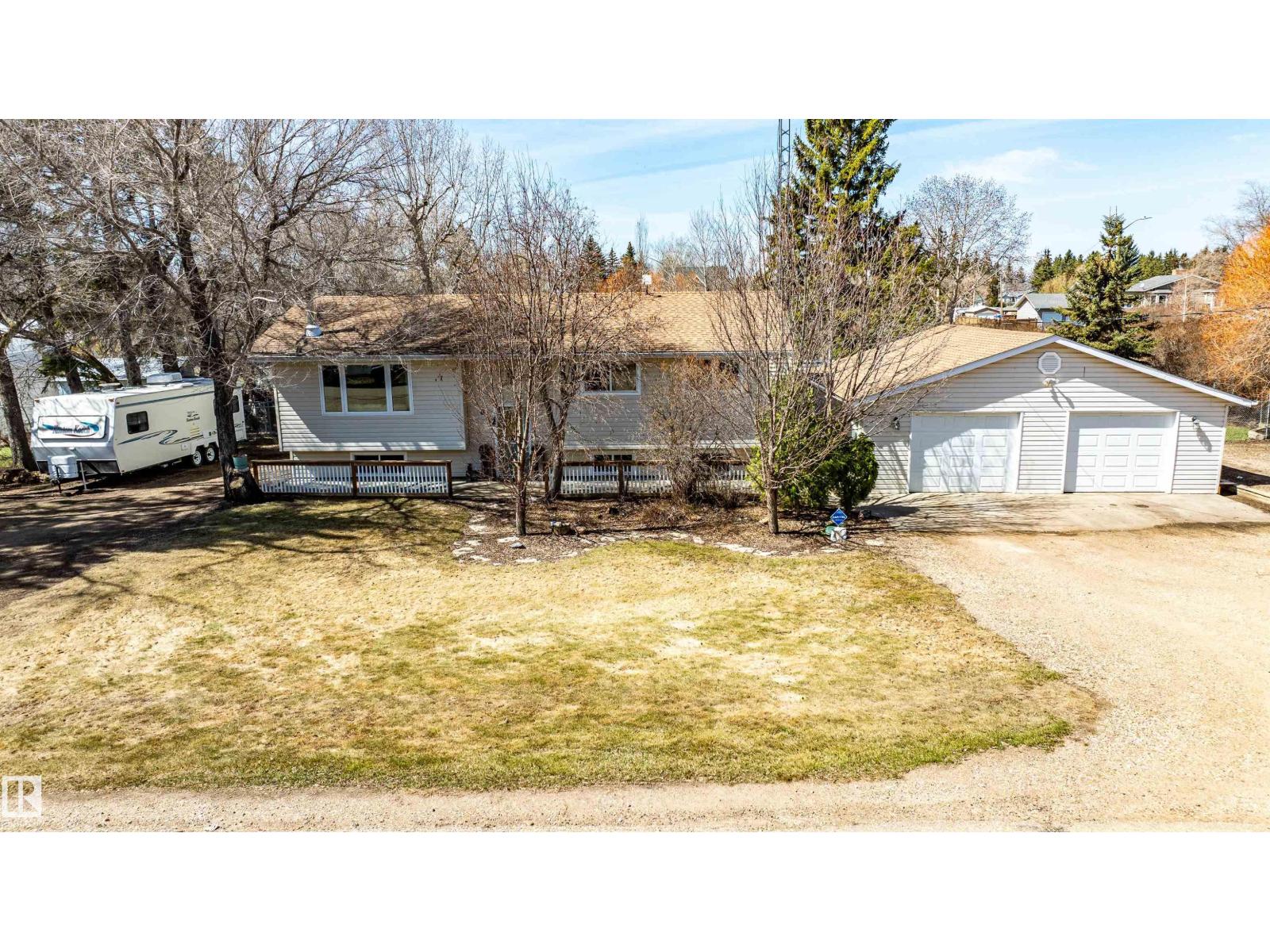 8 Macrae St, Erskine, Alberta  T0C 1G0 - Photo 75 - E4485193