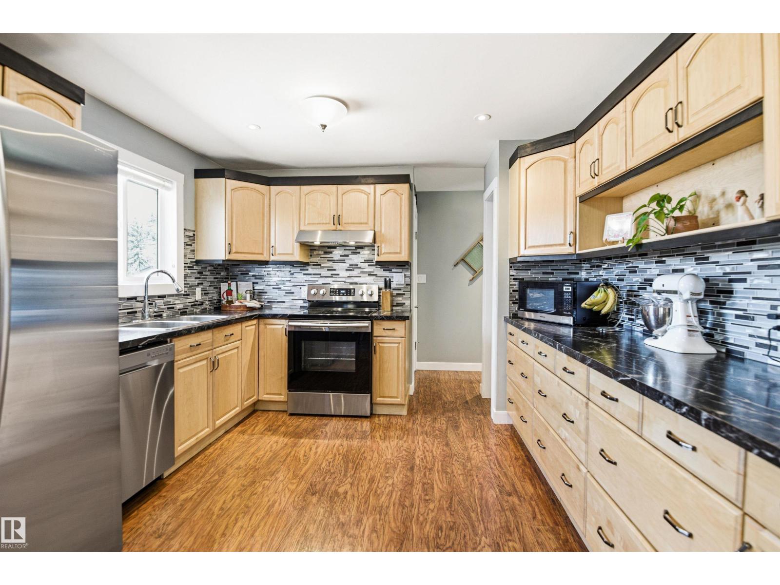 8 Macrae St, Erskine, Alberta  T0C 1G0 - Photo 56 - E4485193