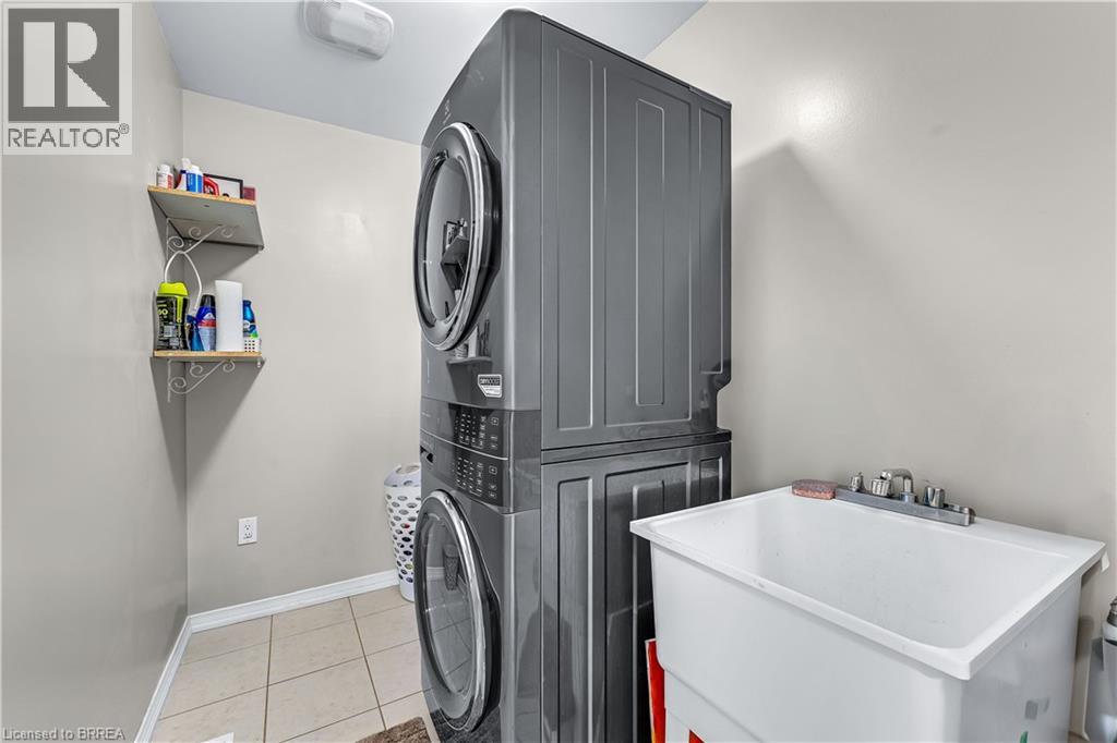 30 English Lane, Brantford, Ontario  N3T 0H1 - Photo 34 - 40824141