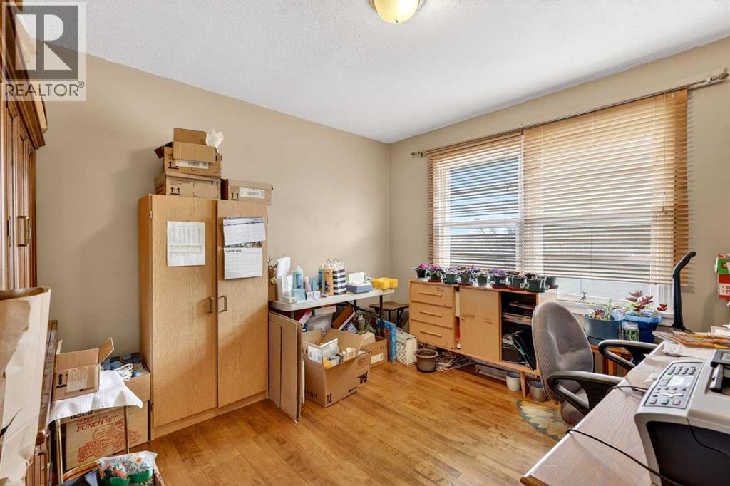 209 1 Avenue SE, Langdon, Alberta  T0J 1X1 - Photo 19 - A2302295