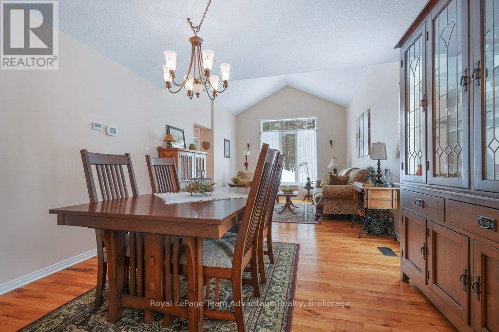11 Limbert Road, Mcdougall, Ontario  P2A 2W9 - Photo 13 - X12776060