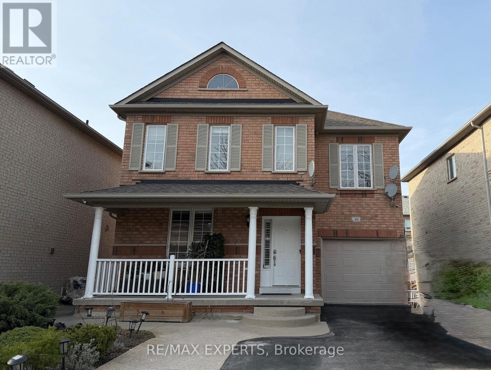 30 JOHNCREST WAY, Vaughan, Ontario