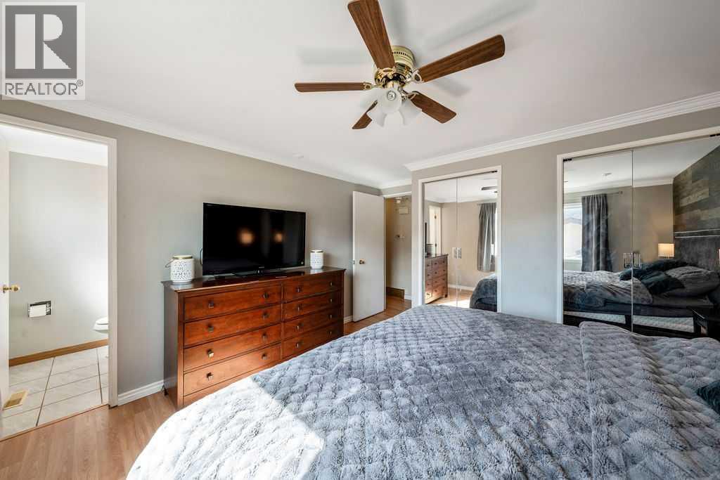 1441 Hunterbrook Road NW, Calgary, Alberta  T2K 4V3 - Photo 17 - A2306612
