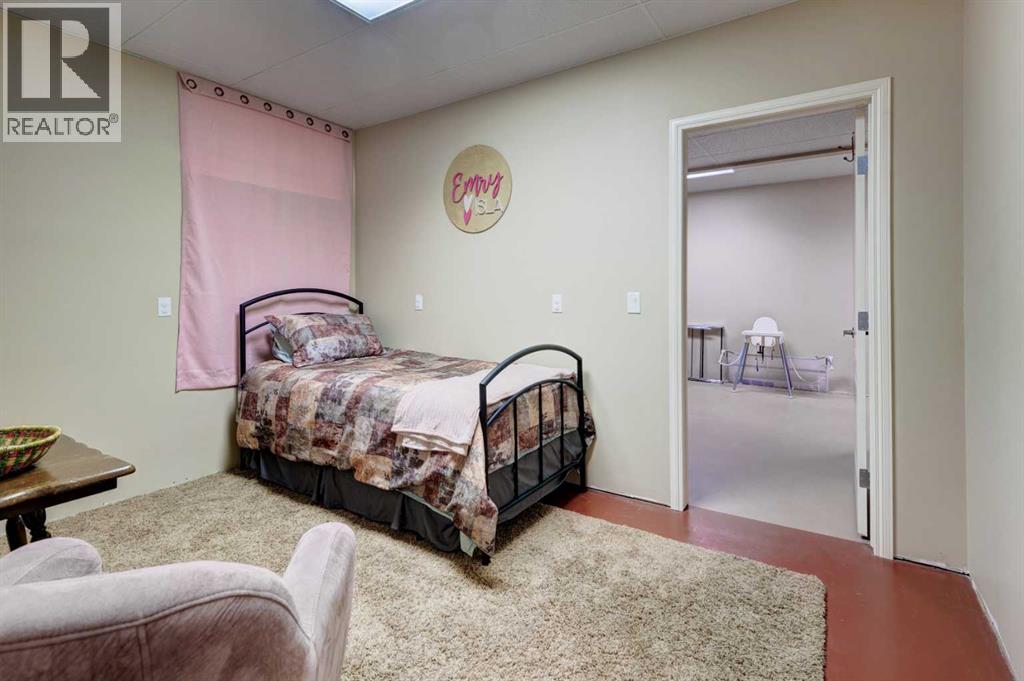 180 Sierra Morena Landing Sw, Calgary, Alberta  T3H 4K4 - Photo 27 - A2306739