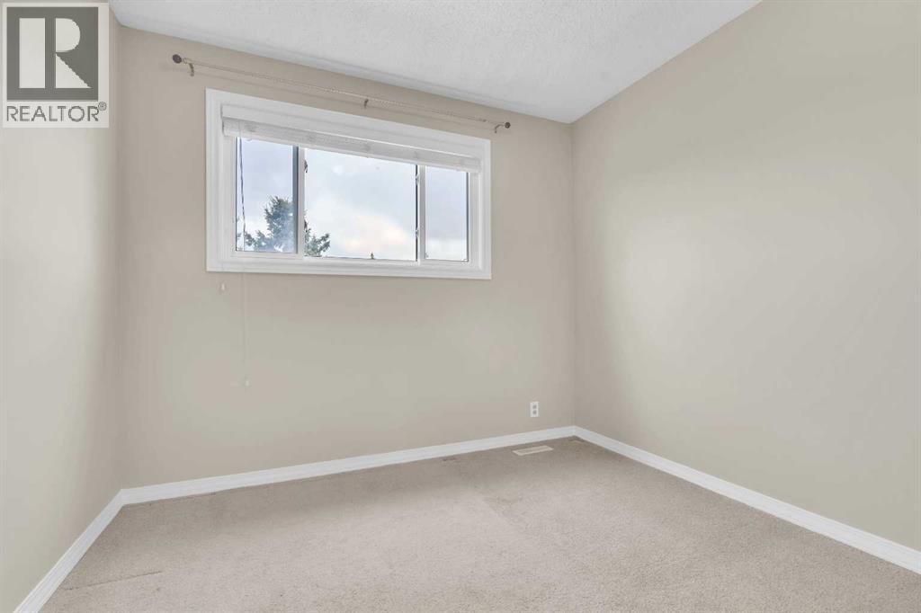 87 Castleglen Road NE, Calgary, Alberta  T3J 1P2 - Photo 18 - A2306862