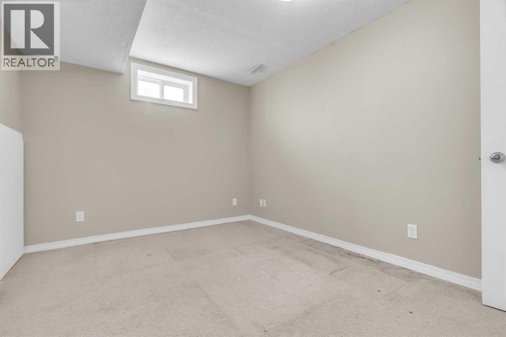 87 Castleglen Road NE, Calgary, Alberta  T3J 1P2 - Photo 22 - A2306862