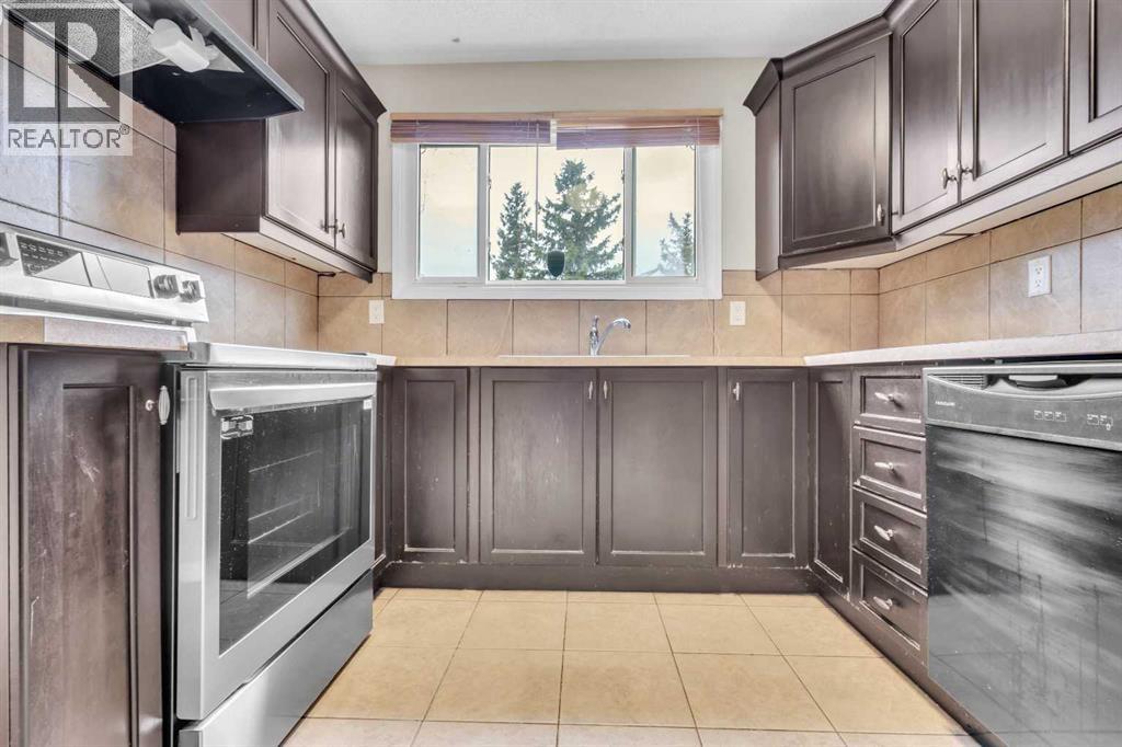 87 Castleglen Road NE, Calgary, Alberta  T3J 1P2 - Photo 8 - A2306862
