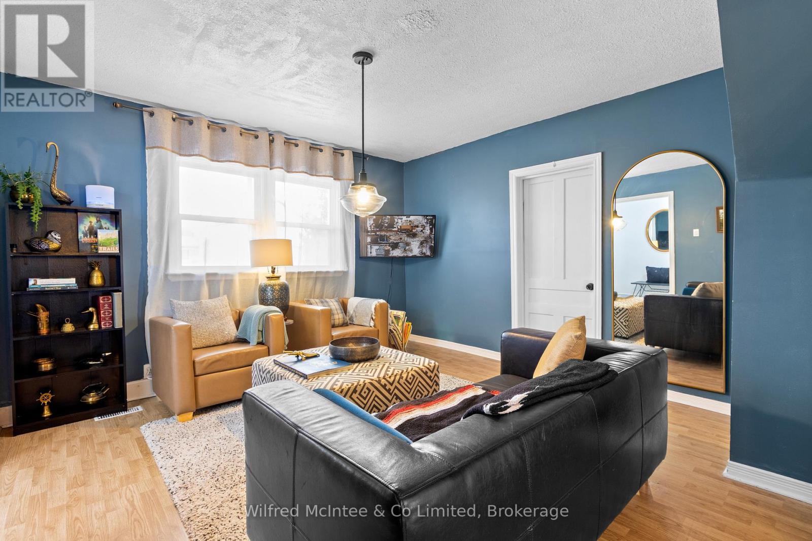452 Queen Street, Kincardine, Ontario  N2Z 2J3 - Photo 9 - X12907078