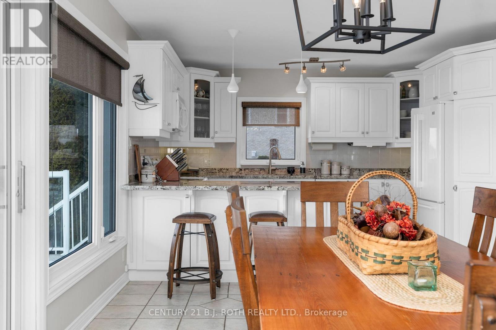 4307 Orkney Beach Road, Ramara, Ontario  L3V 0S1 - Photo 9 - S13069722