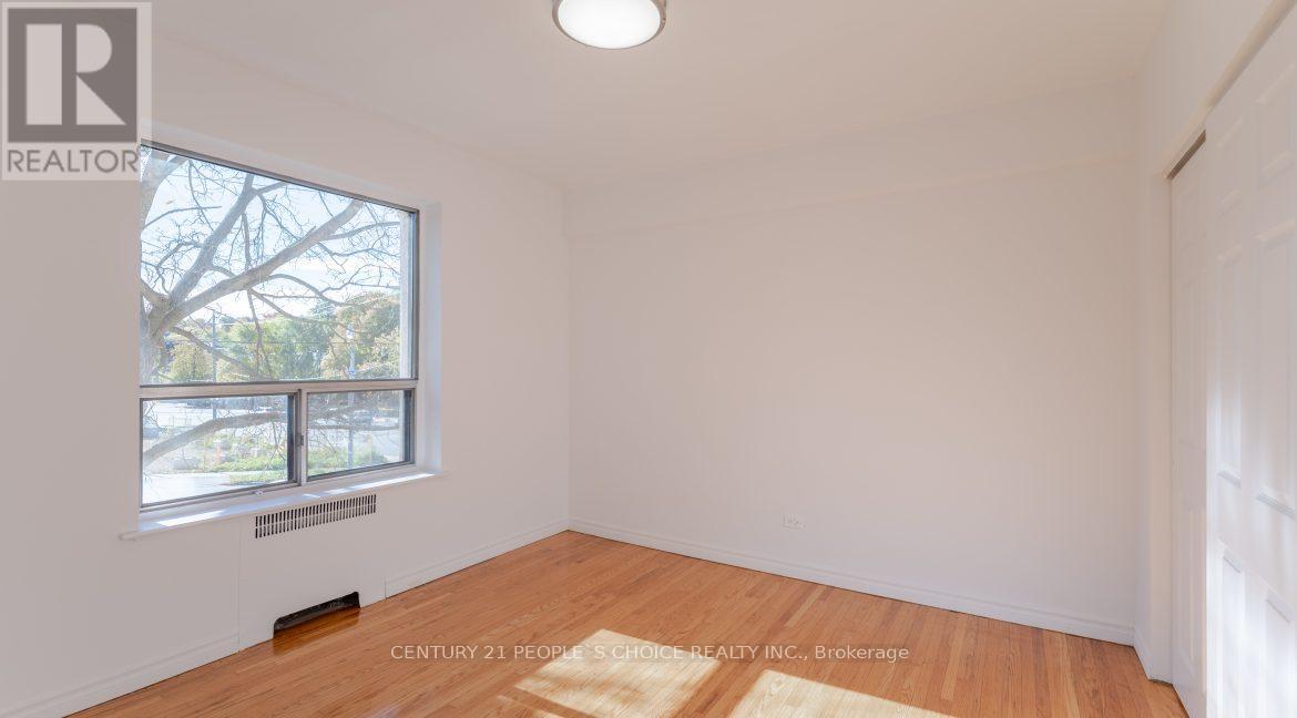 5 - 875 Avenue Road, Toronto, Ontario  M5P 2K5 - Photo 3 - C13045824