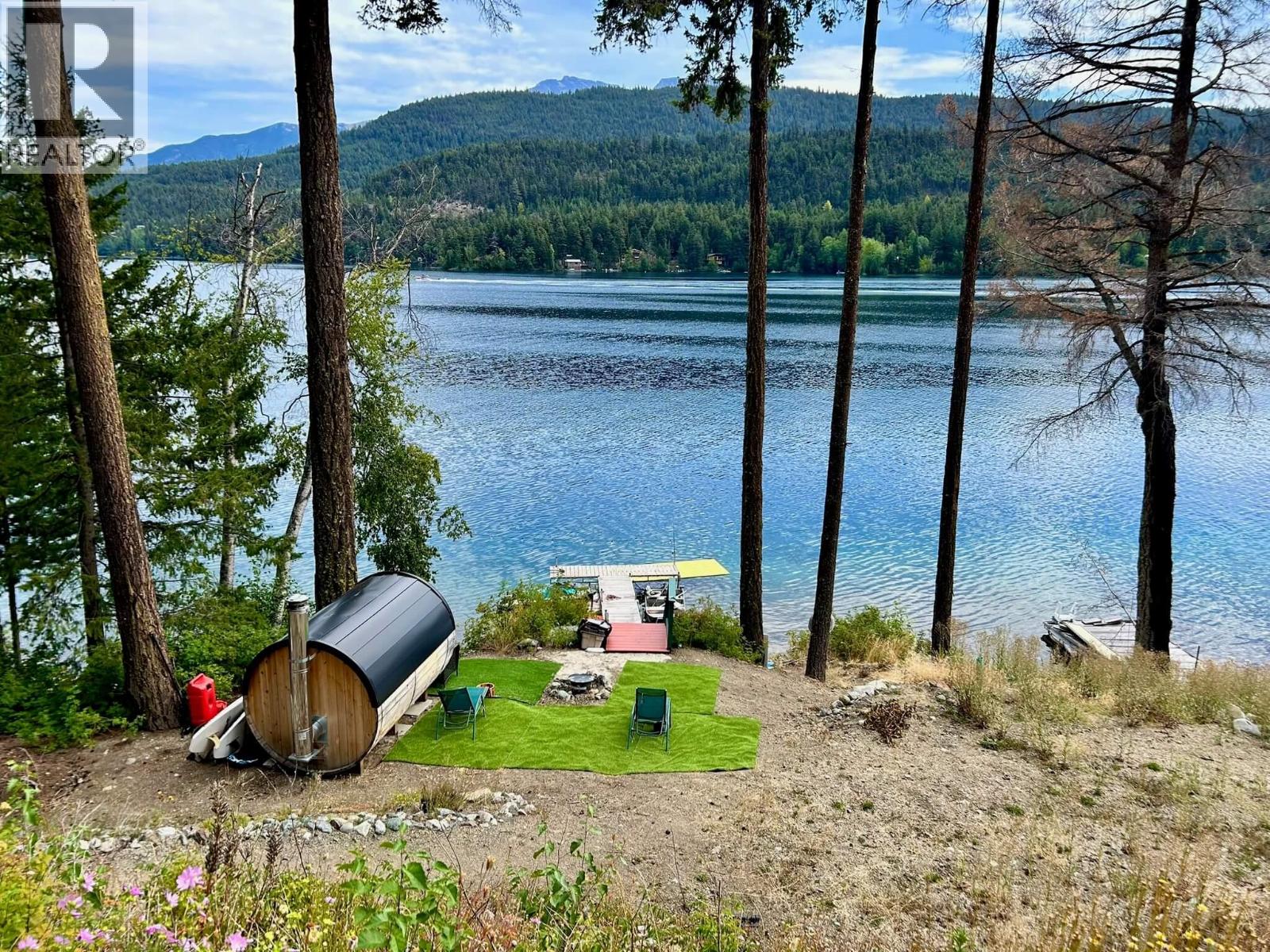9348 Gun Lake Road W, Gold Bridge, British Columbia  V0K 1P0 - Photo 18 - 10385689