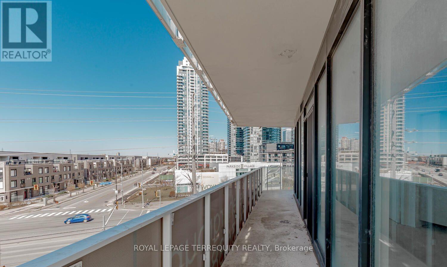305 - 3900 Confederation Parkway, Mississauga, Ontario  L5B 0M3 - Photo 4 - W13069730