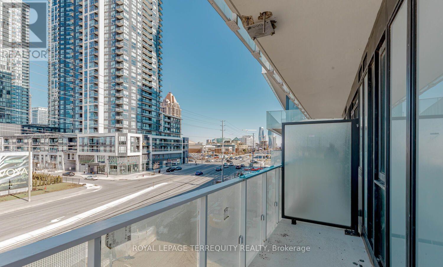 305 - 3900 Confederation Parkway, Mississauga, Ontario  L5B 0M3 - Photo 5 - W13069730