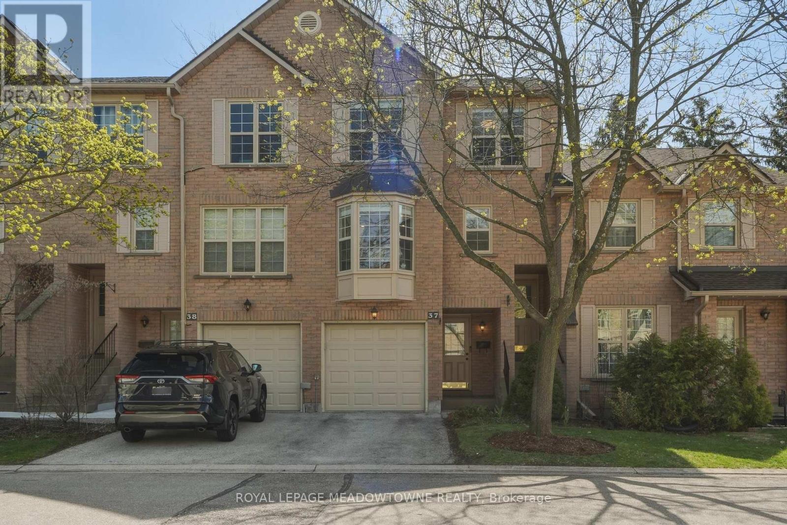 37 - 2272 MOWAT AVENUE, Oakville, Ontario