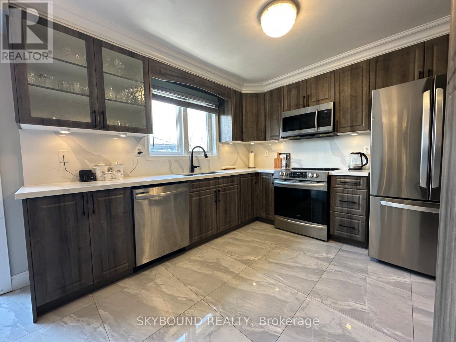 328 Andrews Trail E, Milton, Ontario  L9T 6S5 - Photo 10 - W13069878
