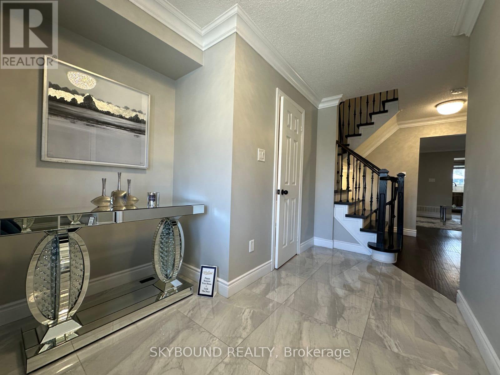 328 Andrews Trail E, Milton, Ontario  L9T 6S5 - Photo 4 - W13069878