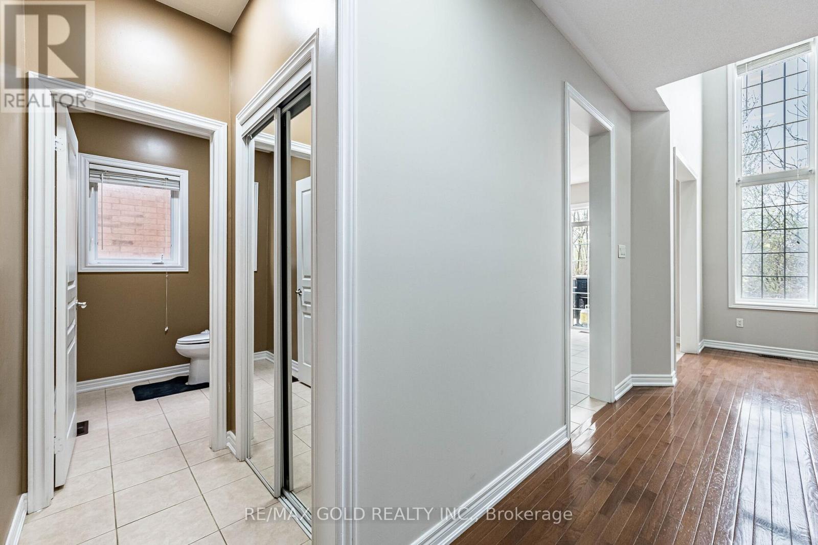 52 Moldovan Drive, Brampton, Ontario  L6R 0E4 - Photo 12 - W13069896