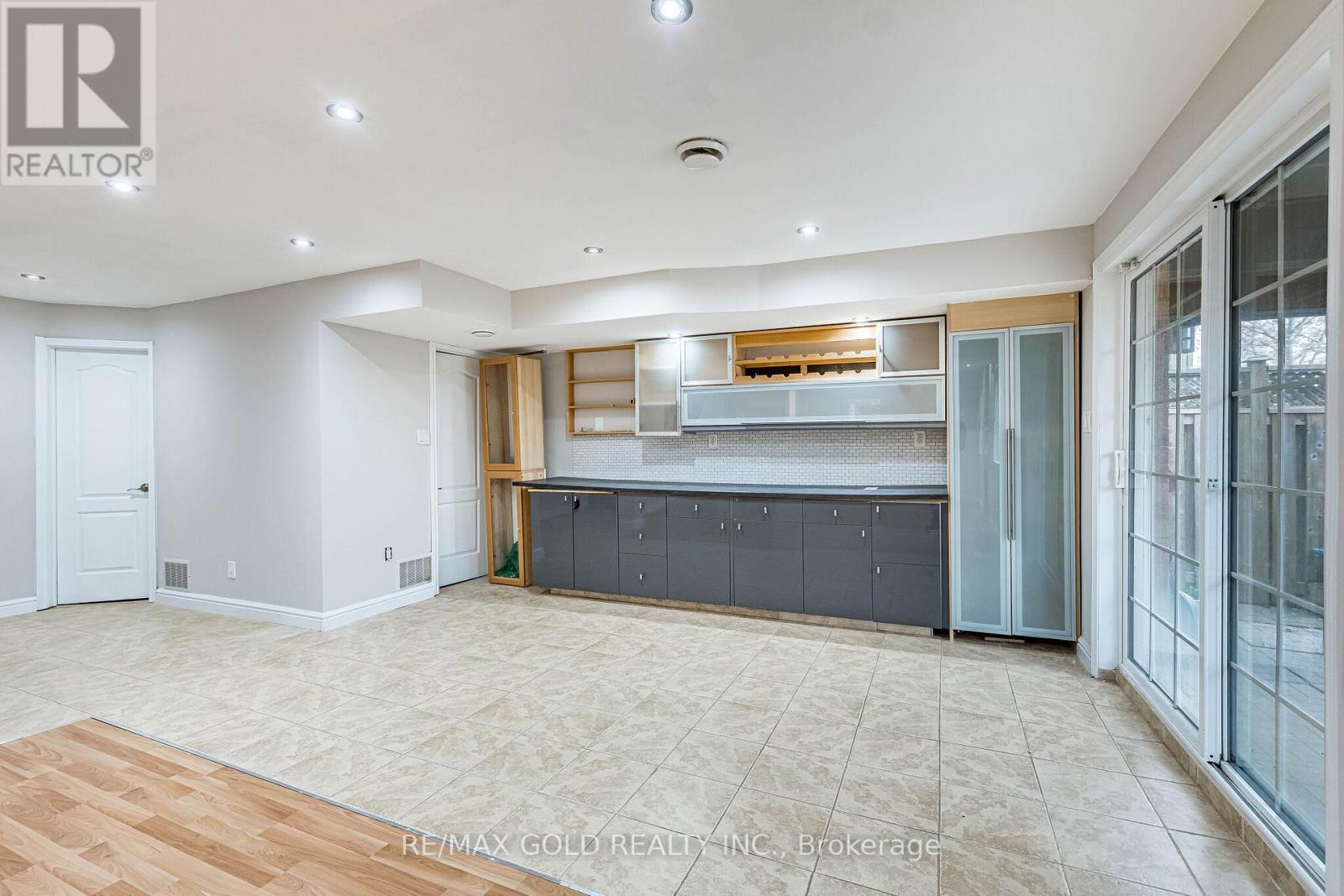 52 Moldovan Drive, Brampton, Ontario  L6R 0E4 - Photo 45 - W13069896