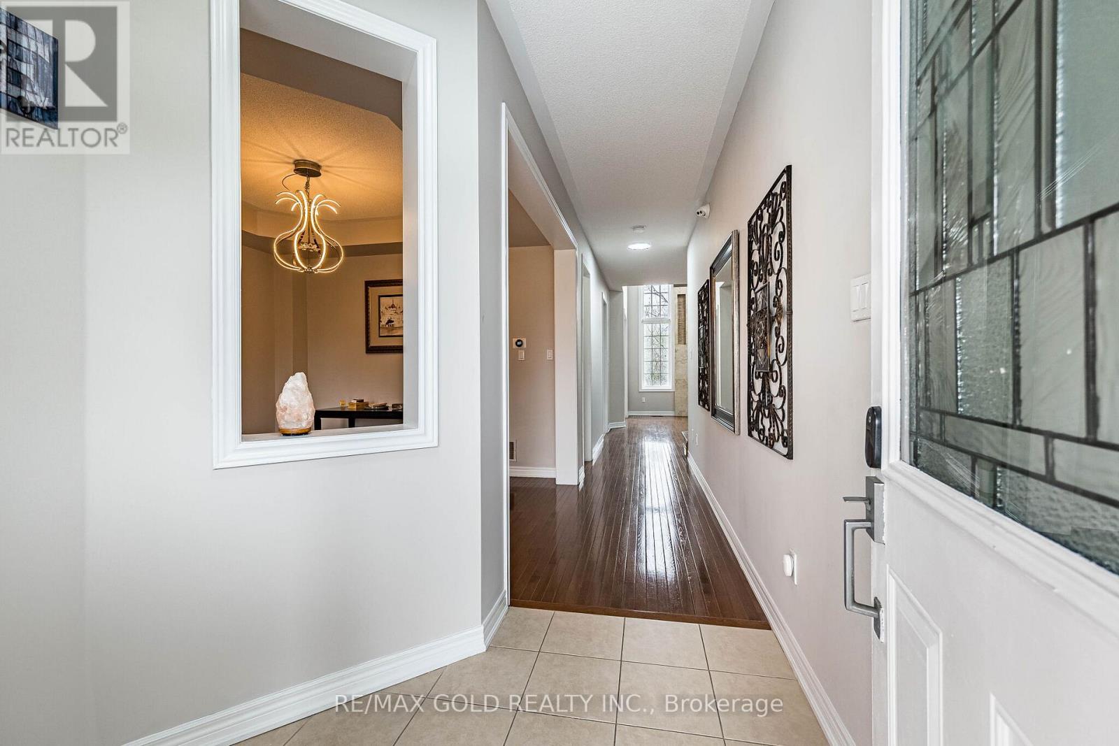 52 Moldovan Drive, Brampton, Ontario  L6R 0E4 - Photo 6 - W13069896