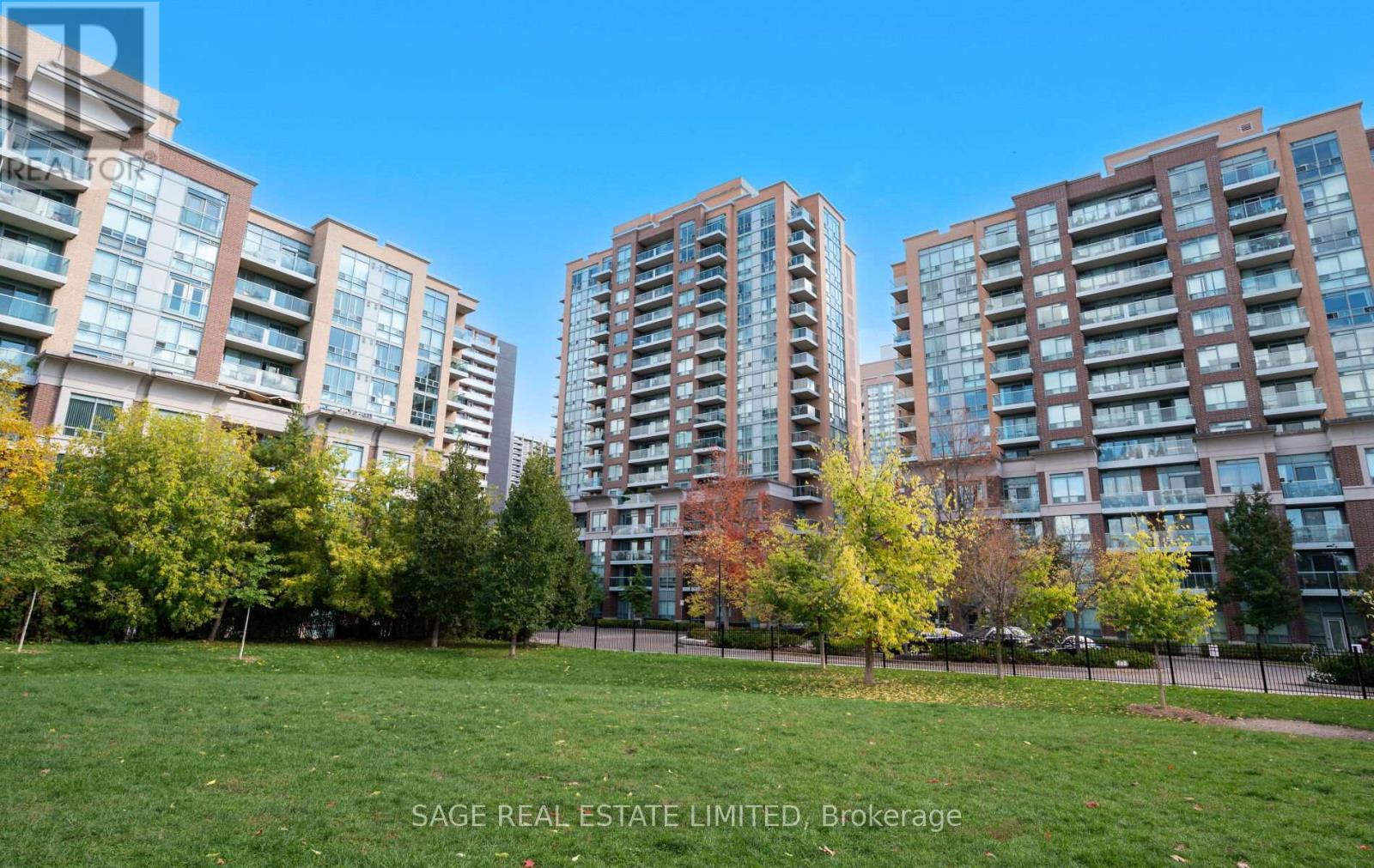 1008 - 15 Michael Power Place, Toronto, Ontario  M9A 5G4 - Photo 22 - W13069926