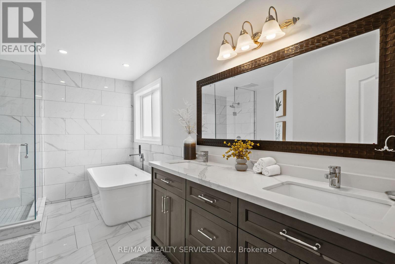 1321 Inglehart Drive, Burlington, Ontario  L7M 4Z3 - Photo 25 - W13069956