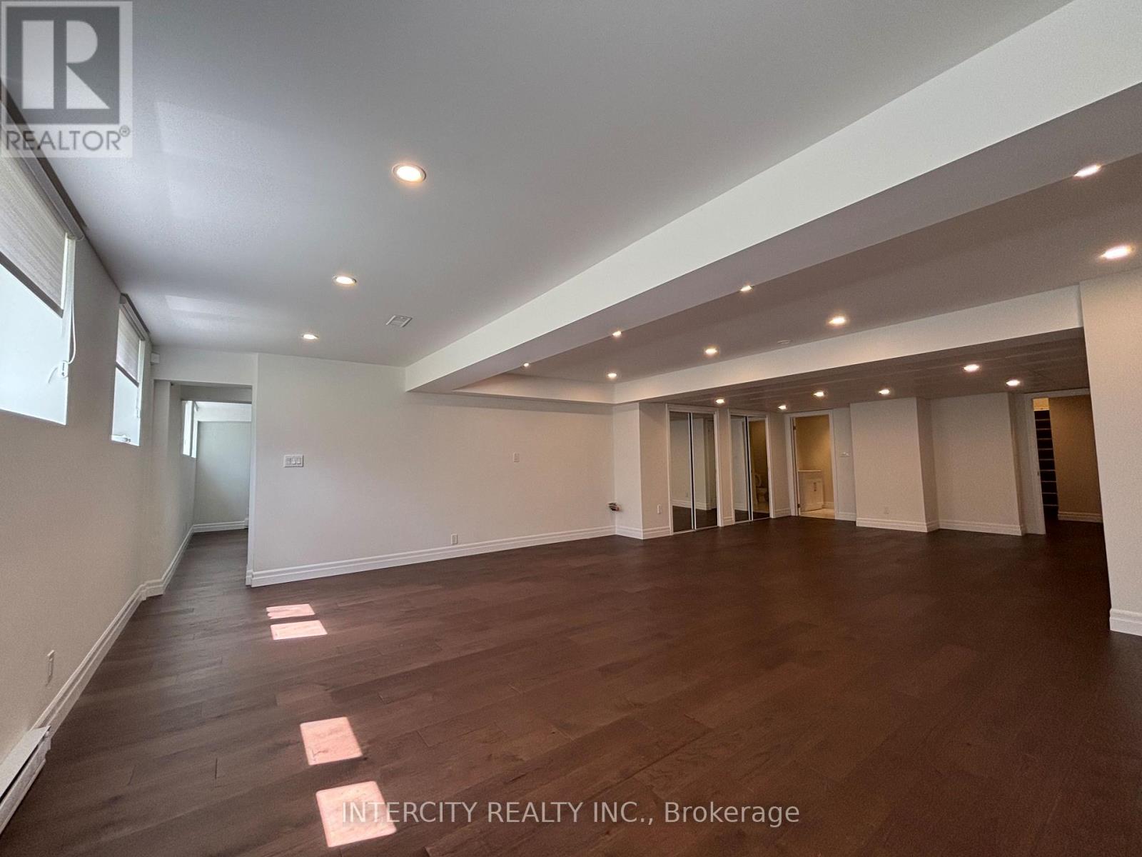 1262 Mississauga Road, Mississauga, Ontario  L5H 2J2 - Photo 19 - W13069992