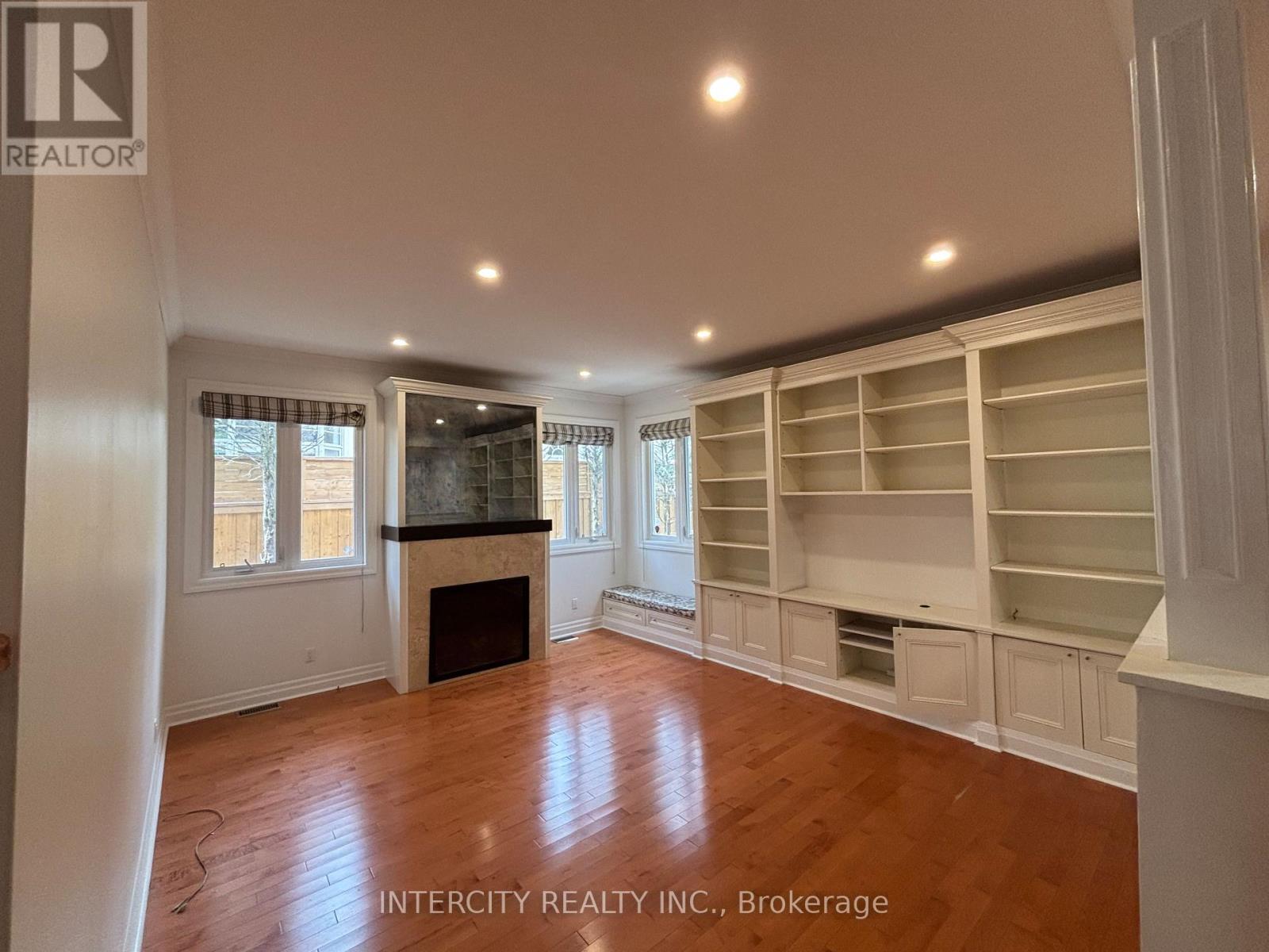 1262 Mississauga Road, Mississauga, Ontario  L5H 2J2 - Photo 8 - W13069992