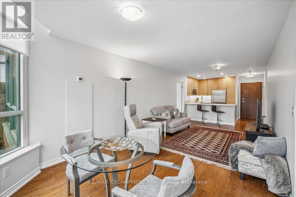 106 - 1276 Maple Crossing Boulevard, Burlington, Ontario  L7S 2J9 - Photo 15 - W13070022