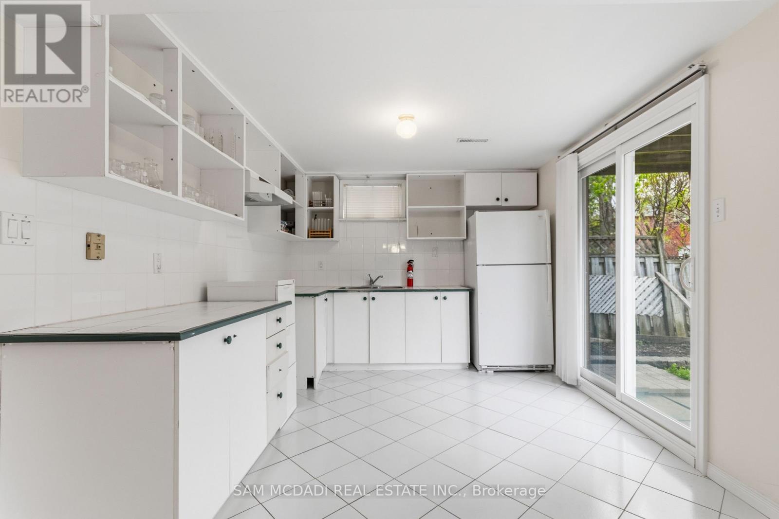 6434 Longspur Road, Mississauga, Ontario  L5N 6E4 - Photo 38 - W13070068