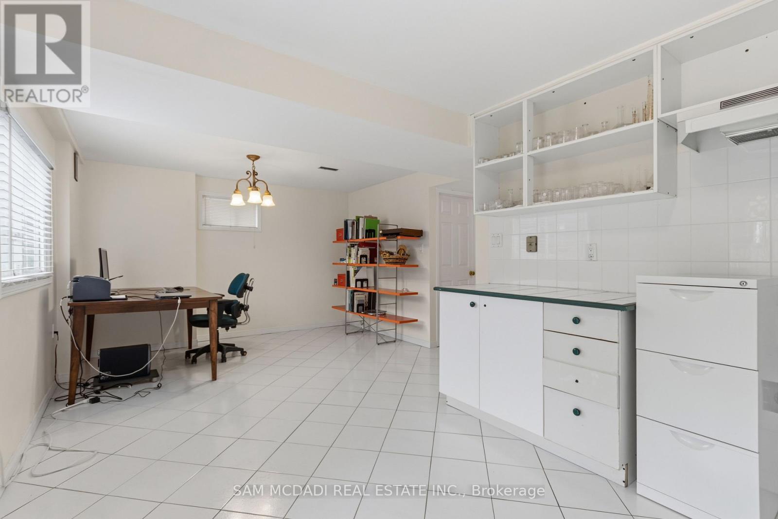 6434 Longspur Road, Mississauga, Ontario  L5N 6E4 - Photo 39 - W13070068