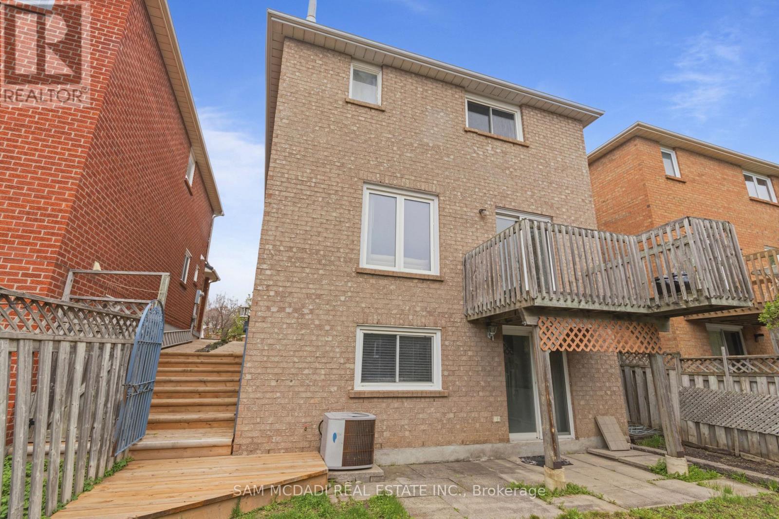 6434 Longspur Road, Mississauga, Ontario  L5N 6E4 - Photo 9 - W13070068