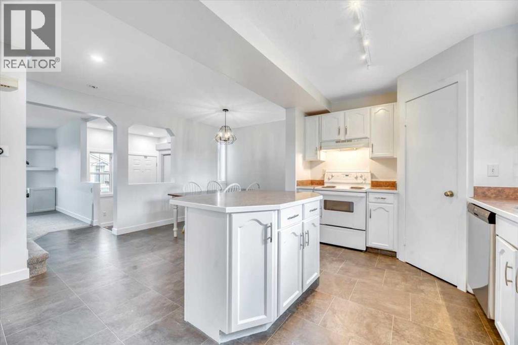 223 Coventry Road Ne, Calgary, Alberta  T3K 5H6 - Photo 16 - A2305876