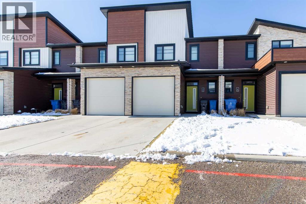 5, 418 Highlands Boulevard W, Lethbridge, Alberta  T1J 5K5 - Photo 2 - A2297548