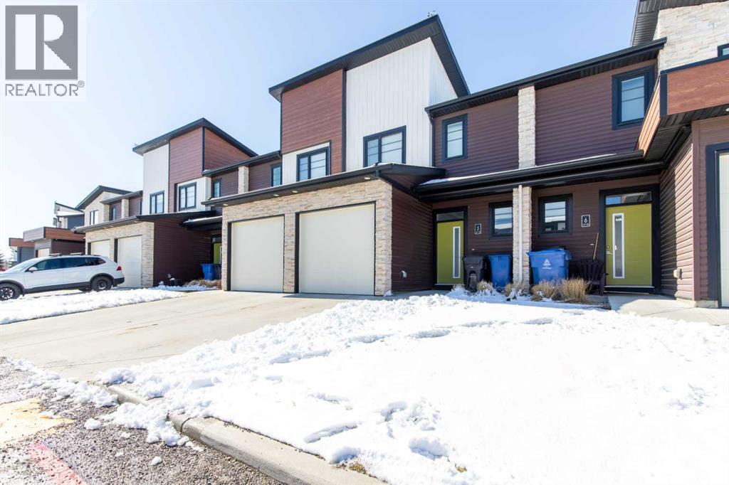 5, 418 Highlands Boulevard W, Lethbridge, Alberta  T1J 5K5 - Photo 1 - A2297548