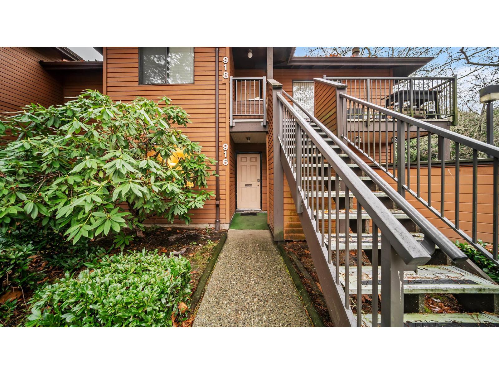 916 10620 150 STREET, Surrey, British Columbia
