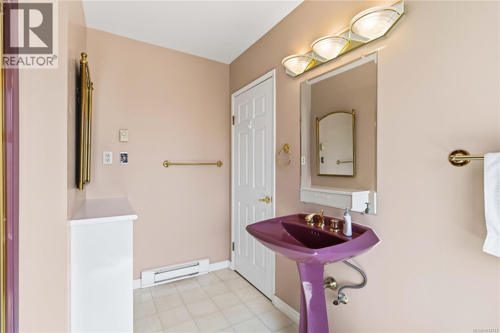 157 2345 Cedar Hill Cross Rd, Oak Bay, British Columbia  V8P 5M8 - Photo 42 - 1033711
