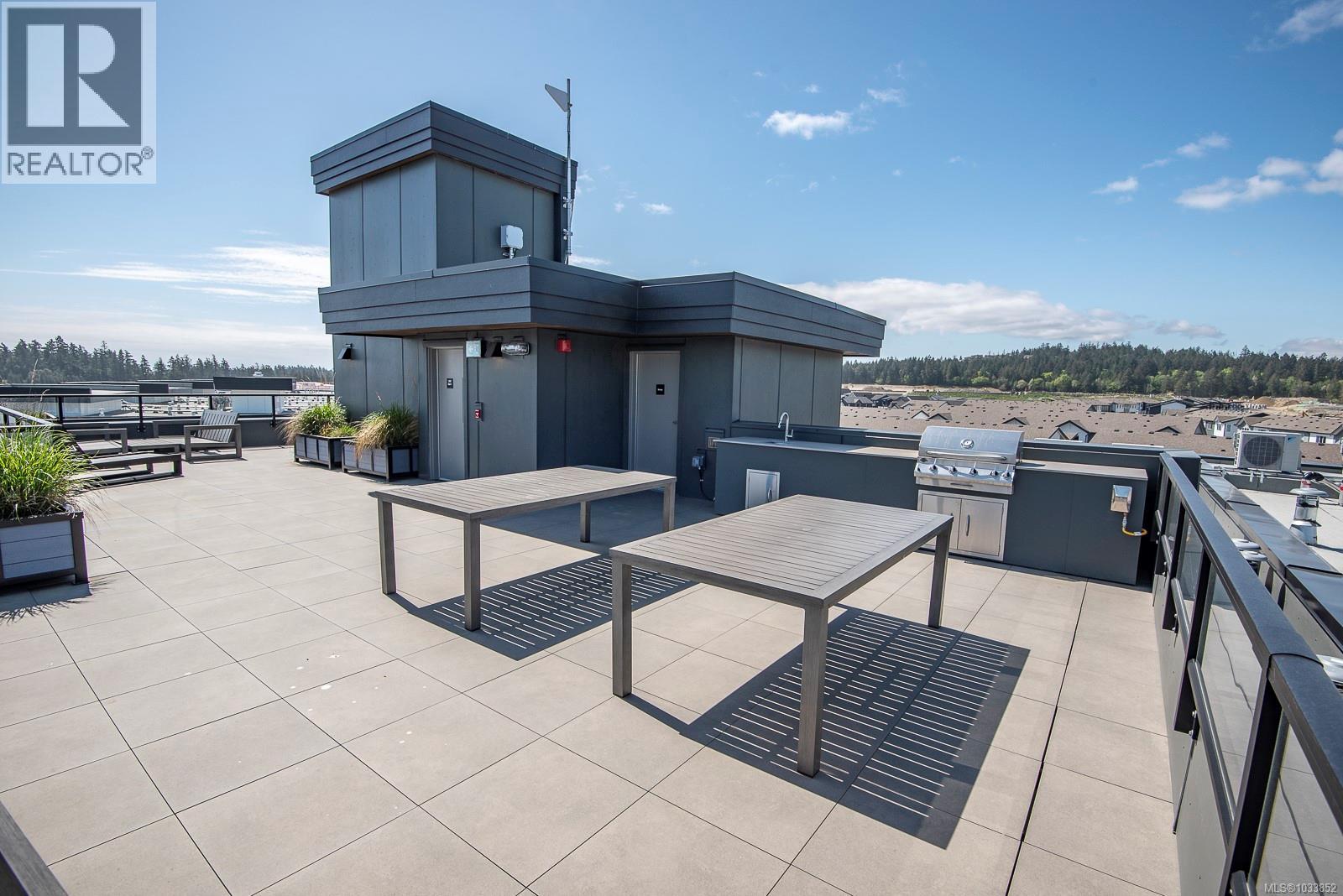 300 3564a Ryder Hesjedal Way, Colwood, British Columbia  V9C 0V3 - Photo 43 - 1033852
