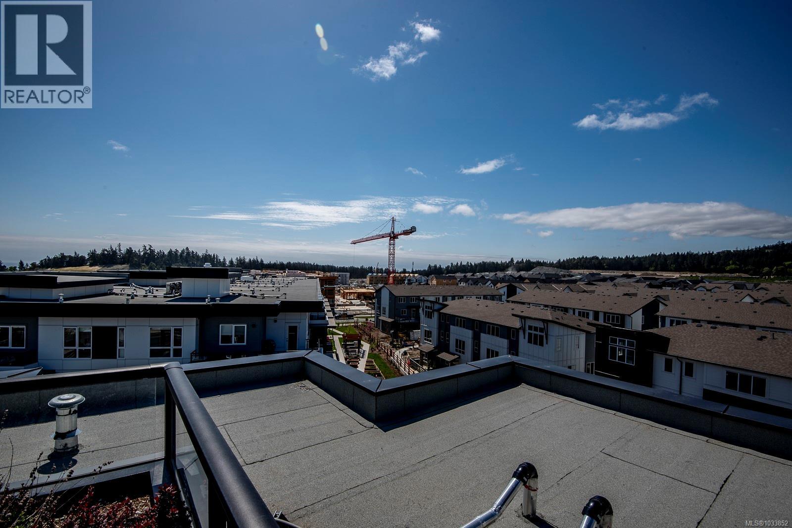 300 3564a Ryder Hesjedal Way, Colwood, British Columbia  V9C 0V3 - Photo 39 - 1033852