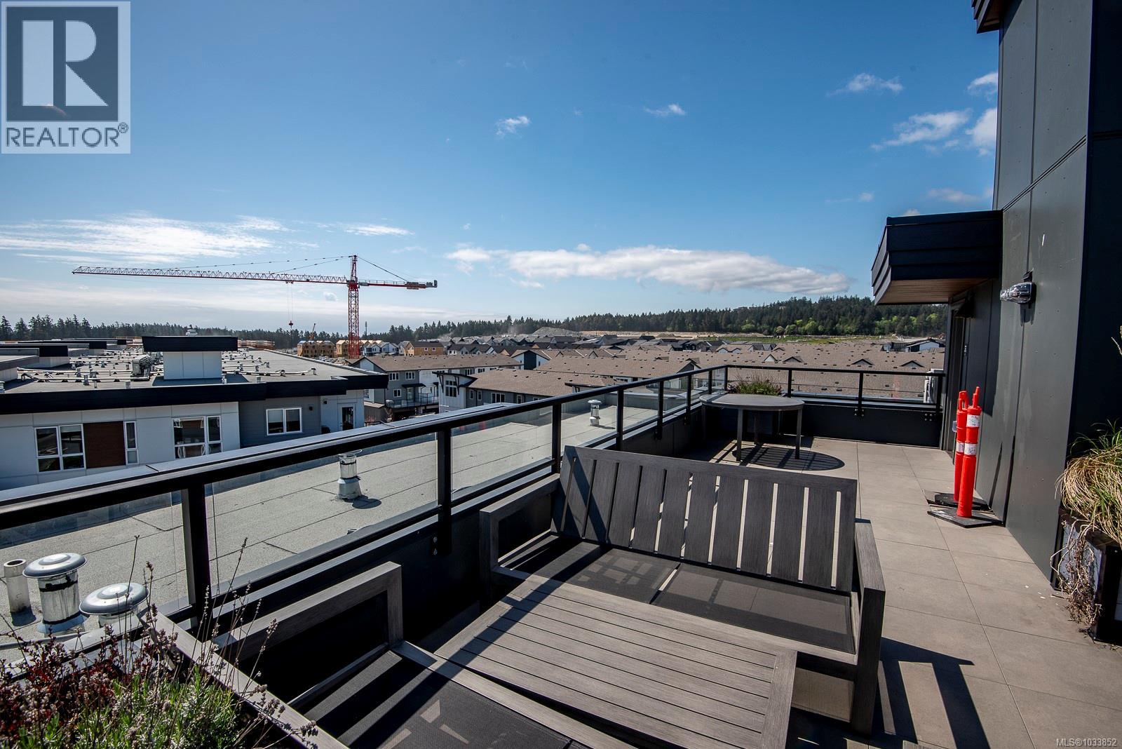 300 3564a Ryder Hesjedal Way, Colwood, British Columbia  V9C 0V3 - Photo 50 - 1033852