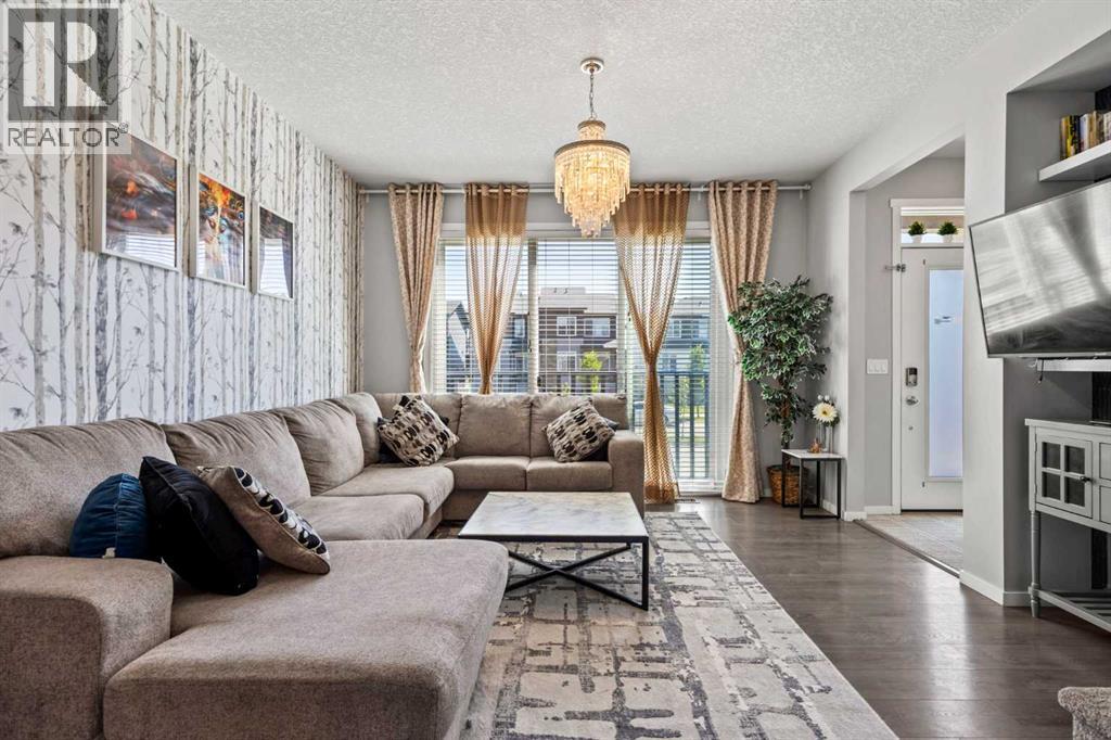 9121 52 Street NE, Calgary, Alberta  T3J 0V5 - Photo 6 - A2294800