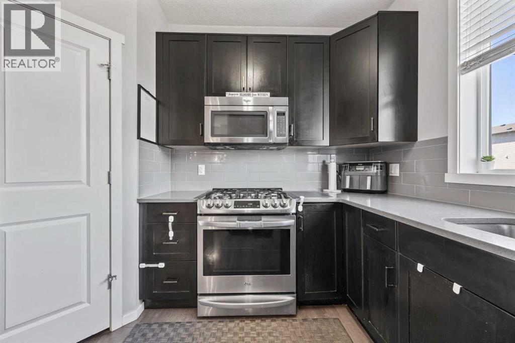 9121 52 Street NE, Calgary, Alberta  T3J 0V5 - Photo 11 - A2294800