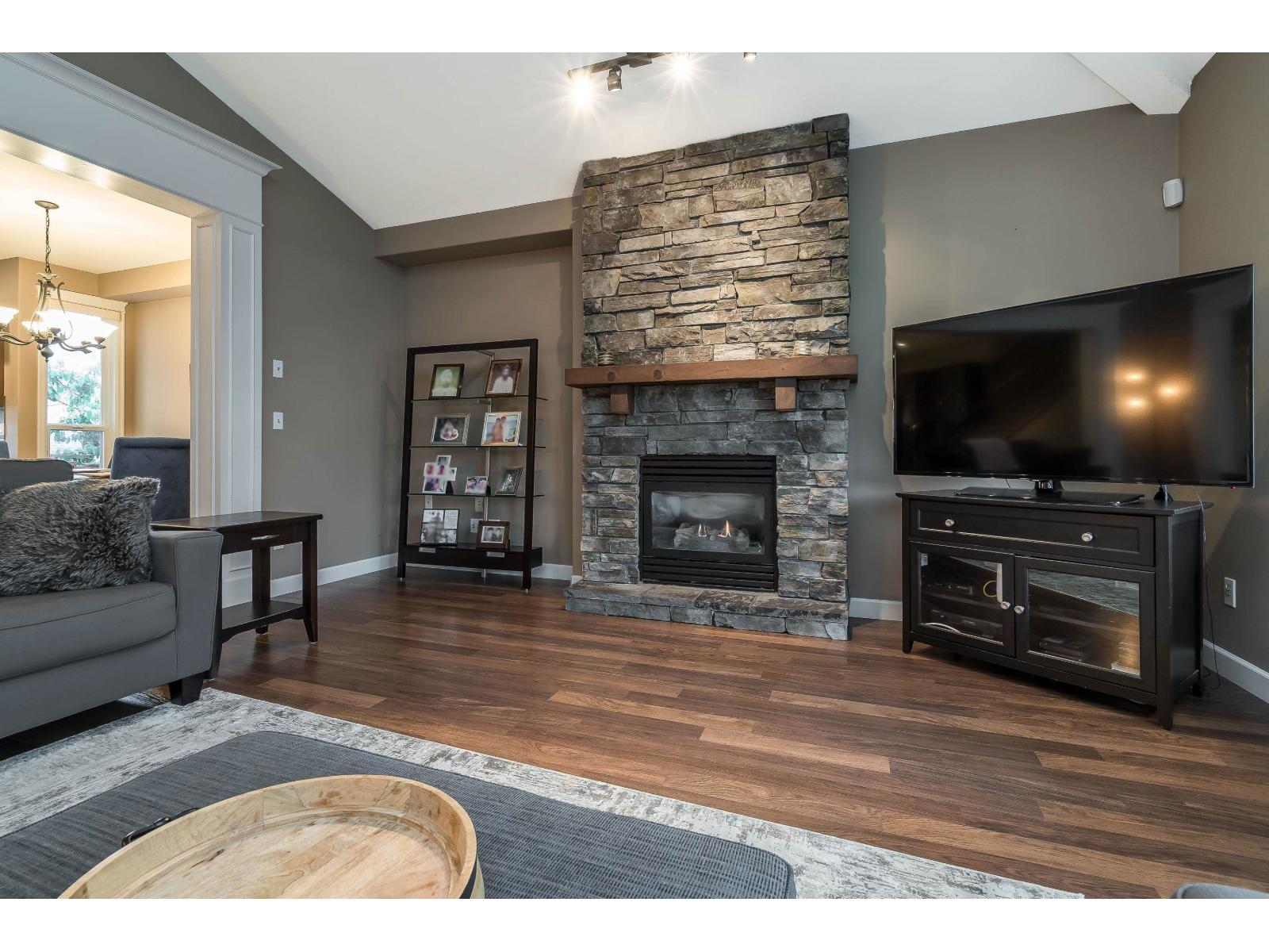 19088 68a Avenue, Surrey, British Columbia  V4N 5P4 - Photo 11 - R3118105