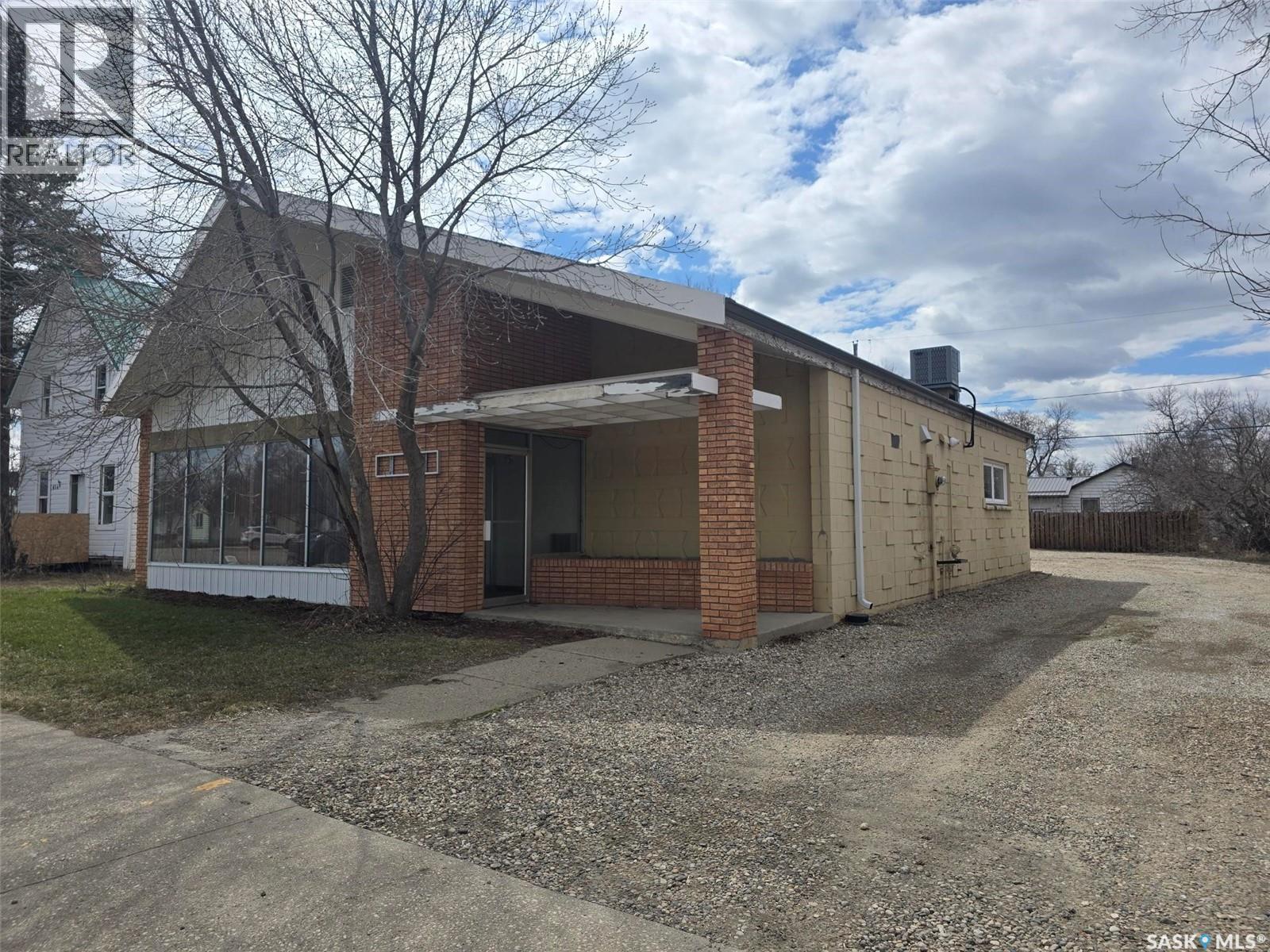 812 Desmond STREET, Grenfell, Saskatchewan