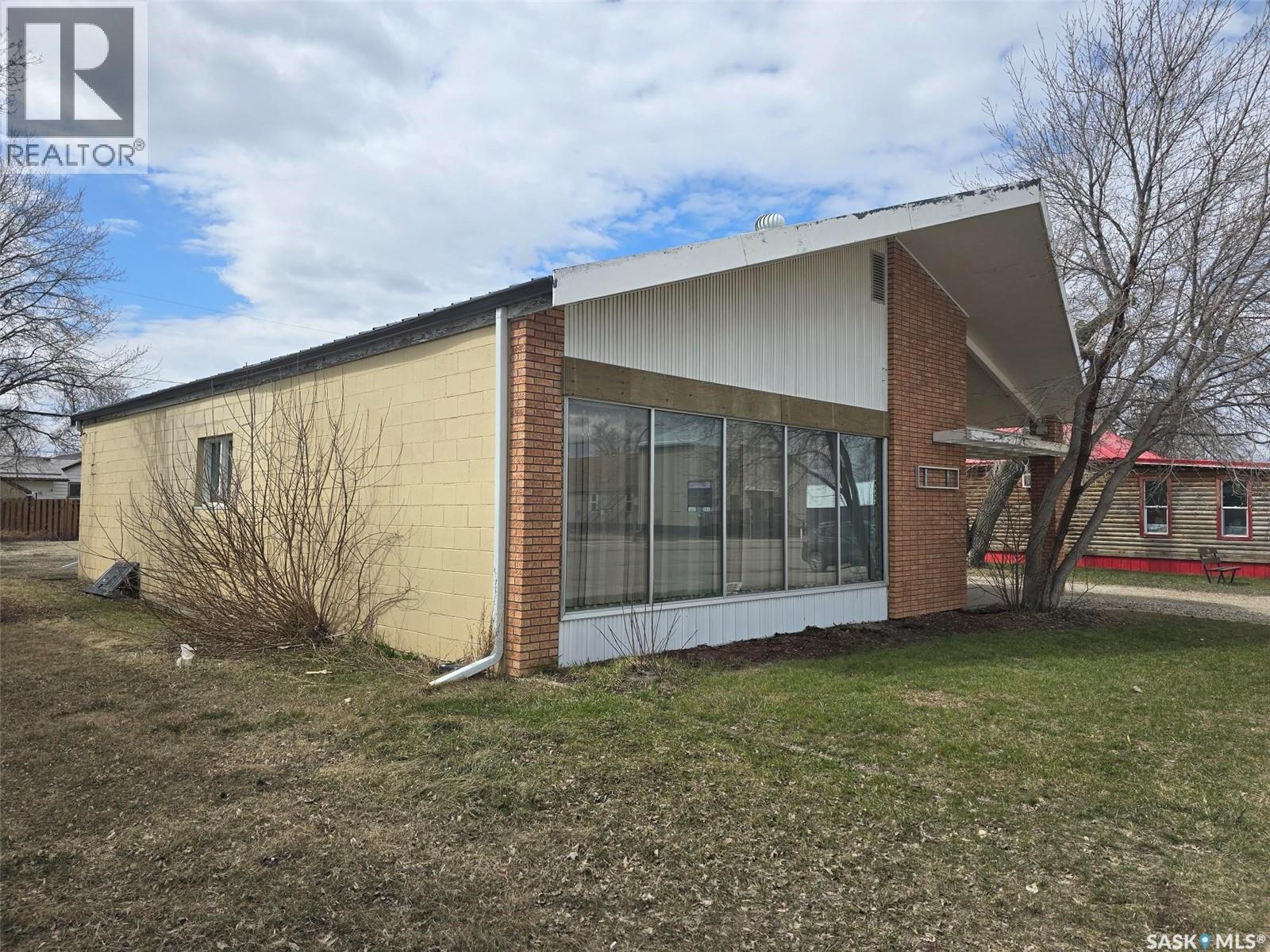 812 Desmond Street, Grenfell, Saskatchewan  S0G 2B0 - Photo 3 - SK034578