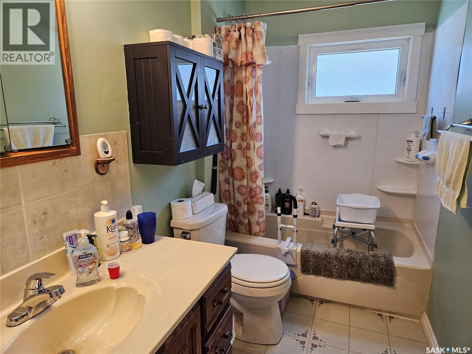237 Duffield Street W, Moose Jaw, Saskatchewan  S6H 5H2 - Photo 11 - SK034575