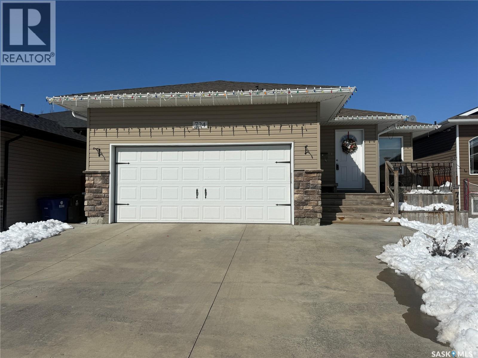 724 Quessy DRIVE, Martensville, Saskatchewan